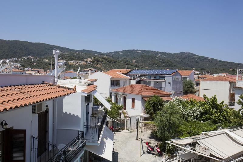 Entelia Skiathos Chora